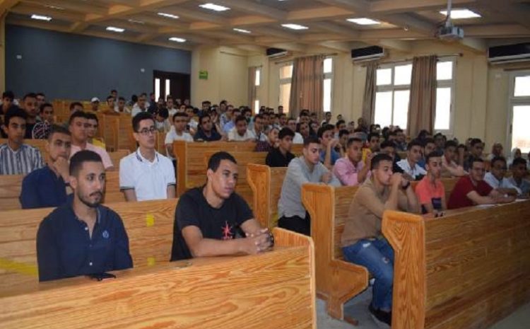  هندسة الجامعة المصرية الروسية ترحب بالطلاب الجدد باليوم التعريفى..صور