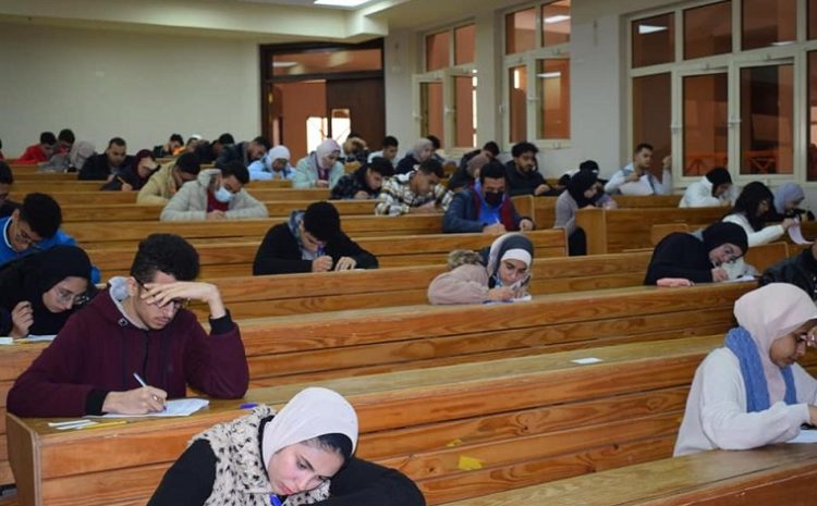  بدء امتحانات الفصل الدراسى الأول بكليات الجامعة المصرية الروسية