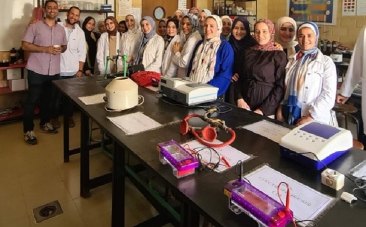  The faculty of Pharmacy at the Egyptian Russian University holds a workshop on the importance of scientific research. Photos